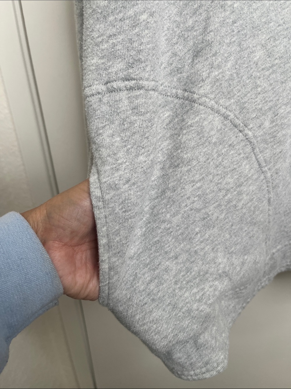 Aerie Mens Gray Hooded Henley Sweatshirt Pullover Medium Pockets * See Photos - Picture 5 of 16